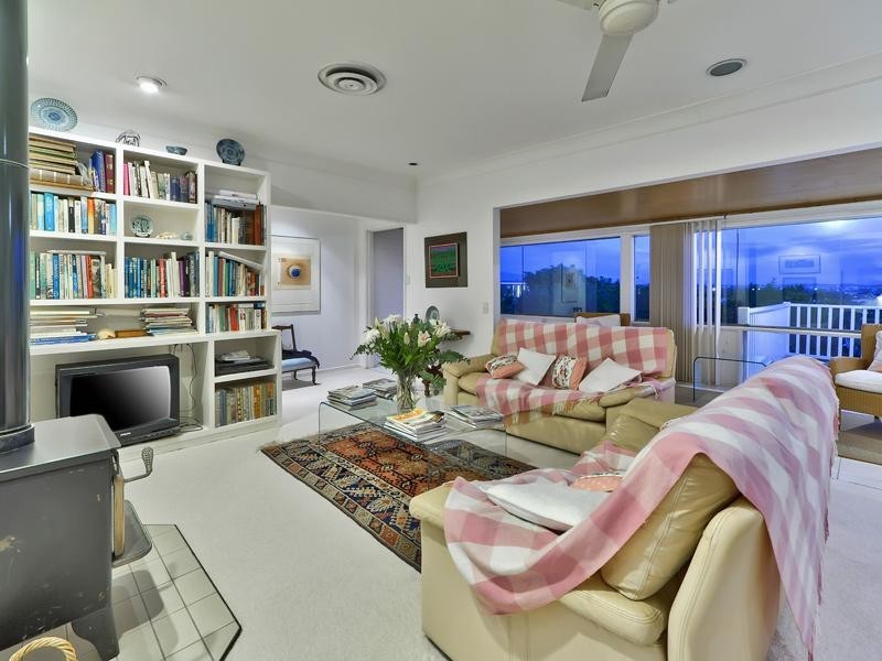 58 Crescent Road, Hamilton QLD 4007