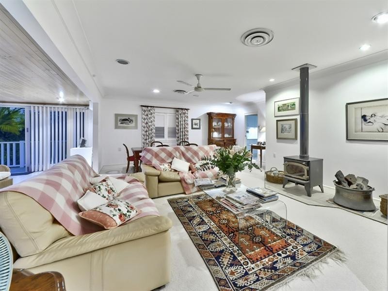 58 Crescent Road, Hamilton QLD 4007