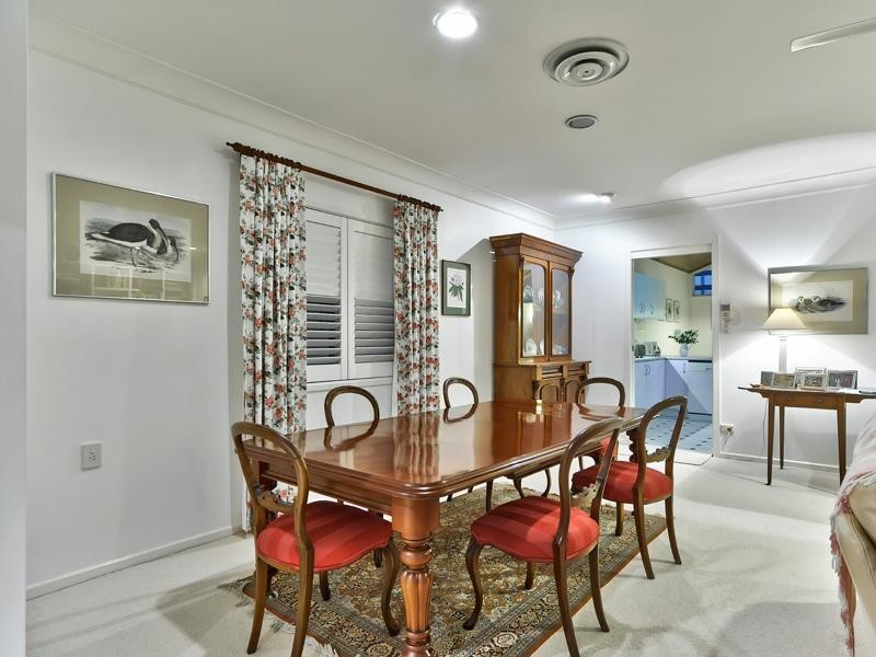 58 Crescent Road, Hamilton QLD 4007