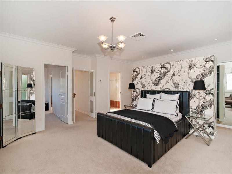 105 Crescent Road, Hamilton QLD 4007