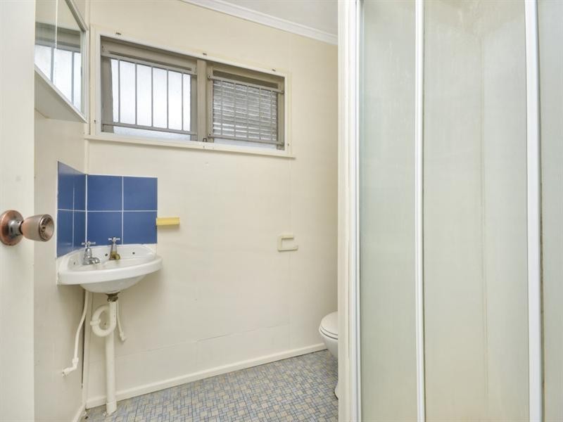 16 Grove Street, Albion QLD 4010