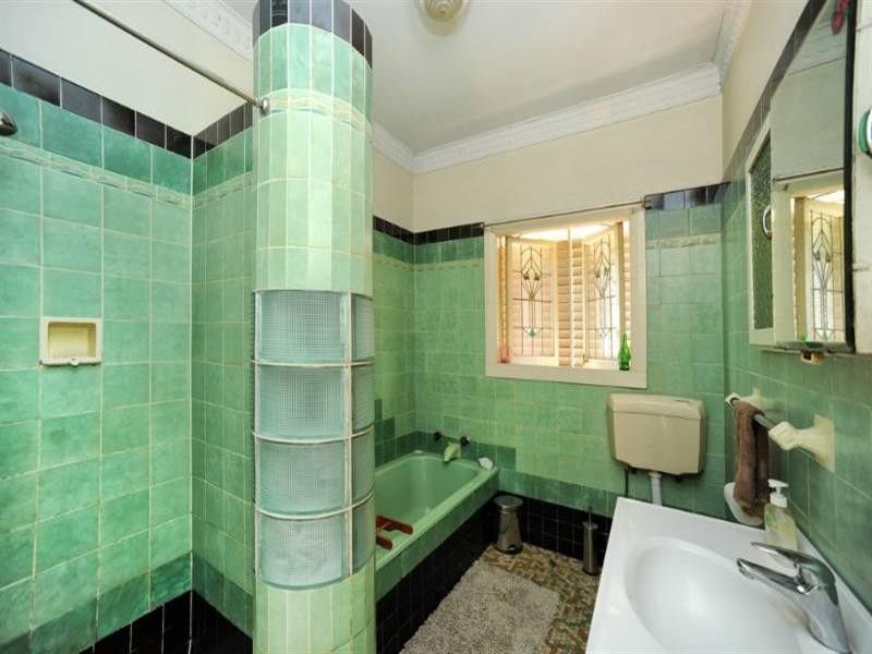 398 Kingsford Smith Drive, Hamilton QLD 4007