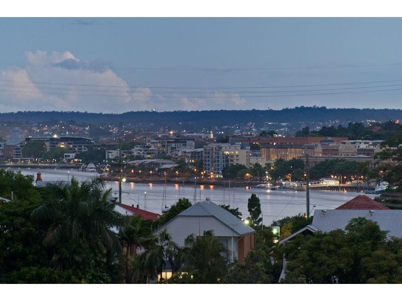 1 Comus Avenue, Ascot QLD 4007