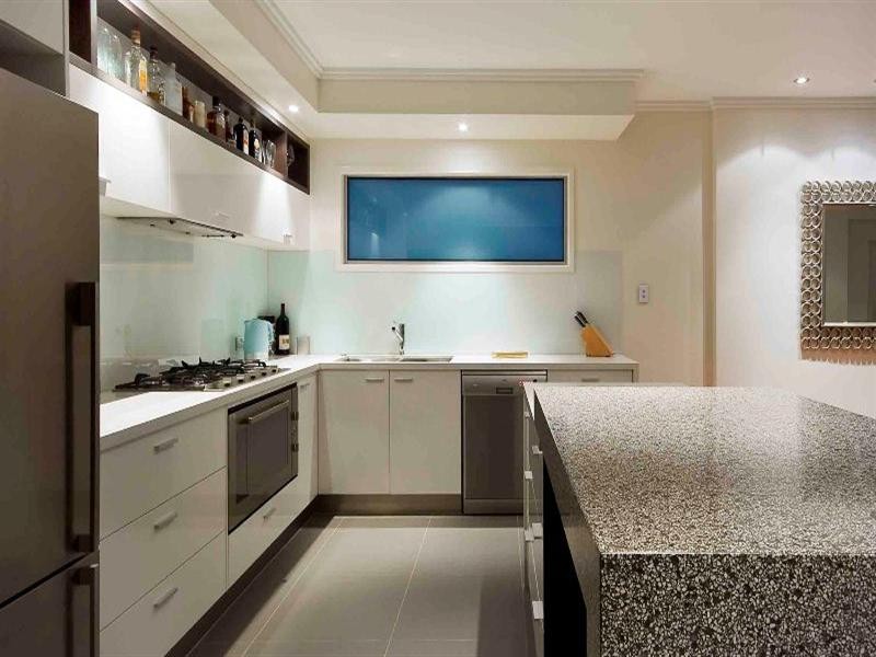 65 Raceview Avenue, Hendra QLD 4011