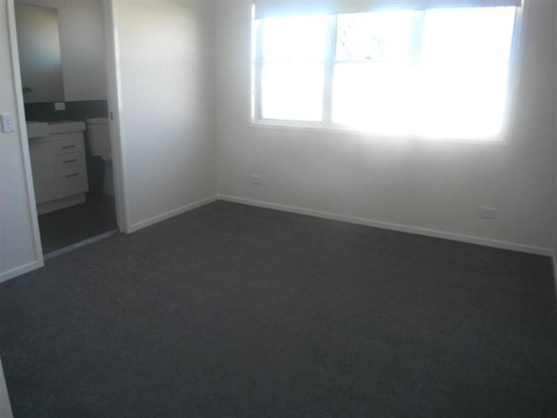 2/17 Almond Street, Northgate QLD 4013