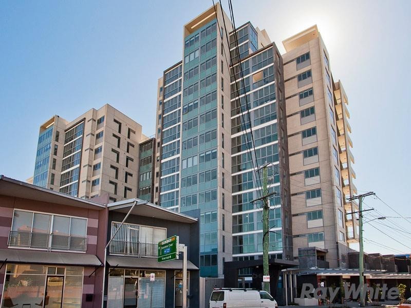 2047/16 Hamilton Place, Bowen Hills QLD 4006