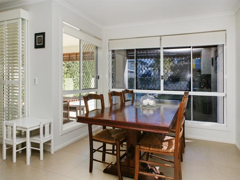 8 McIntyre Street, Hendra QLD 4011