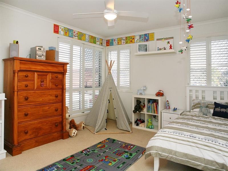 8 McIntyre Street, Hendra QLD 4011