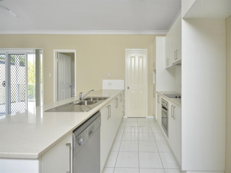 4/27 Railway Parade, Nundah QLD 4012