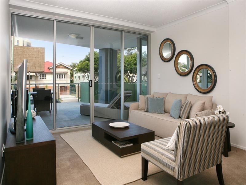 2/32 Agnes Street, Albion QLD 4010