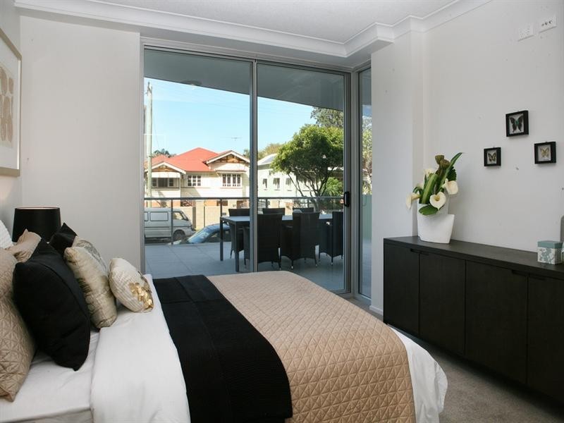 2/32 Agnes Street, Albion QLD 4010