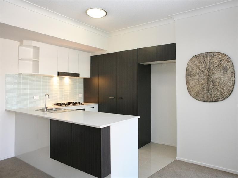 2/32 Agnes Street, Albion QLD 4010