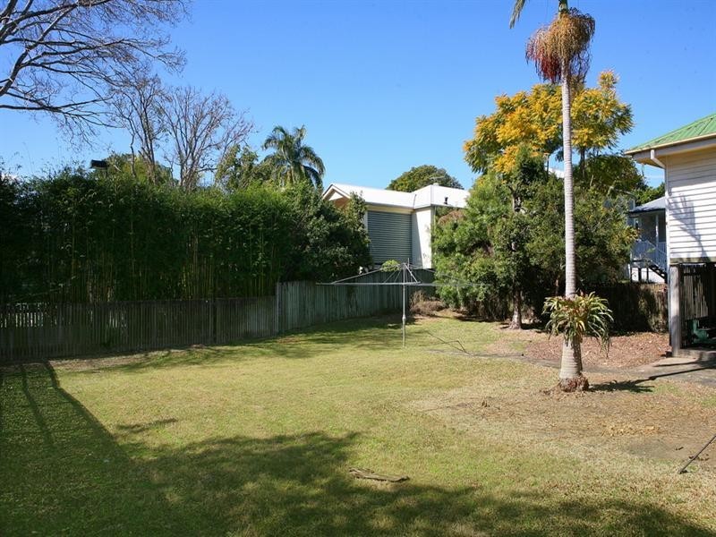 11 Matong Street, Hendra QLD 4011