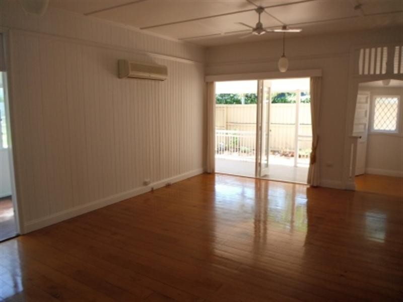 12 Dawson Street, Wooloowin QLD 4030