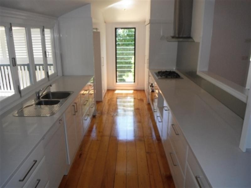 12 Dawson Street, Wooloowin QLD 4030