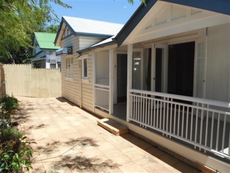 12 Dawson Street, Wooloowin QLD 4030