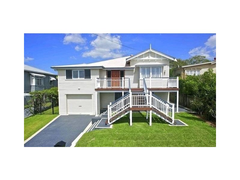 12 Cambridge Street, Nundah QLD 4012
