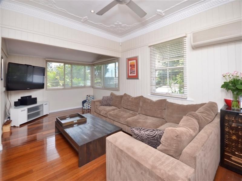 51 Webster Avenue, Hendra QLD 4011