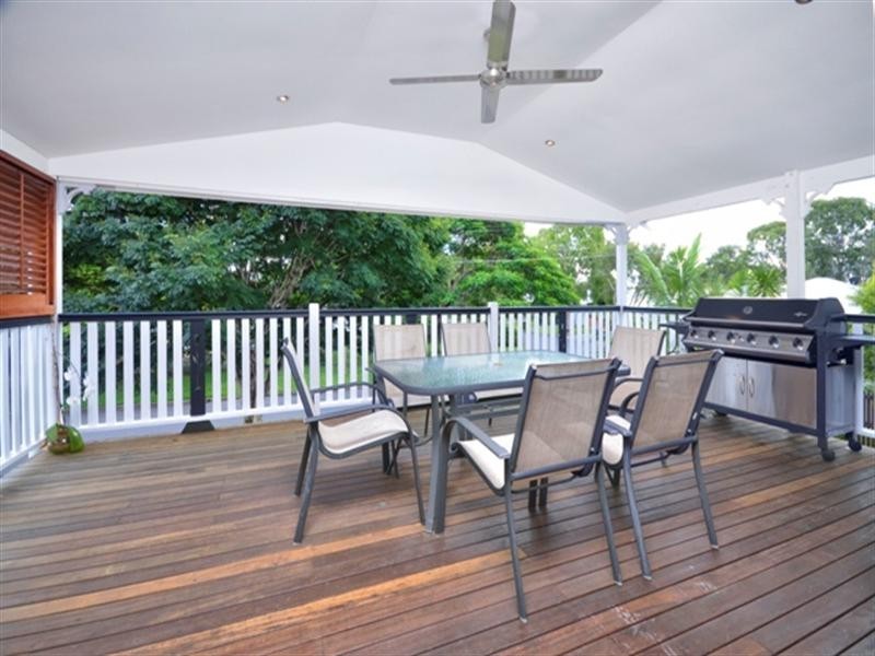 51 Webster Avenue, Hendra QLD 4011