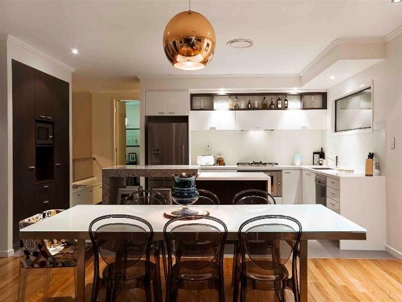 65 Raceview Avenue, Hendra QLD 4011