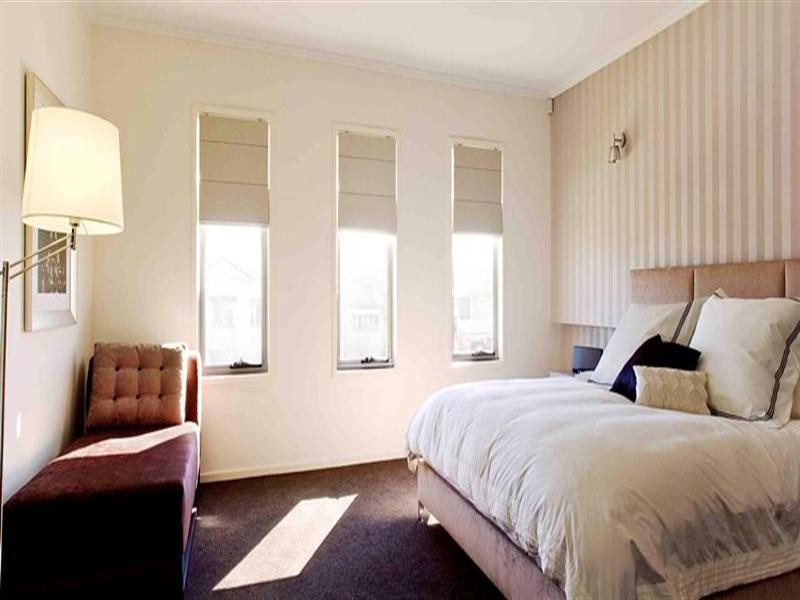 65 Raceview Avenue, Hendra QLD 4011