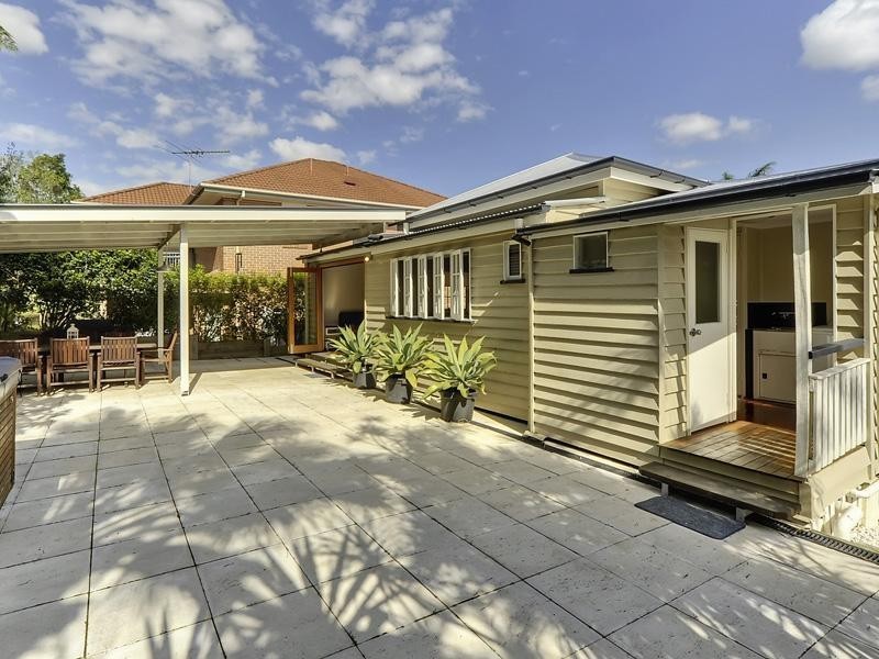 96 Reeve Street, Clayfield QLD 4011