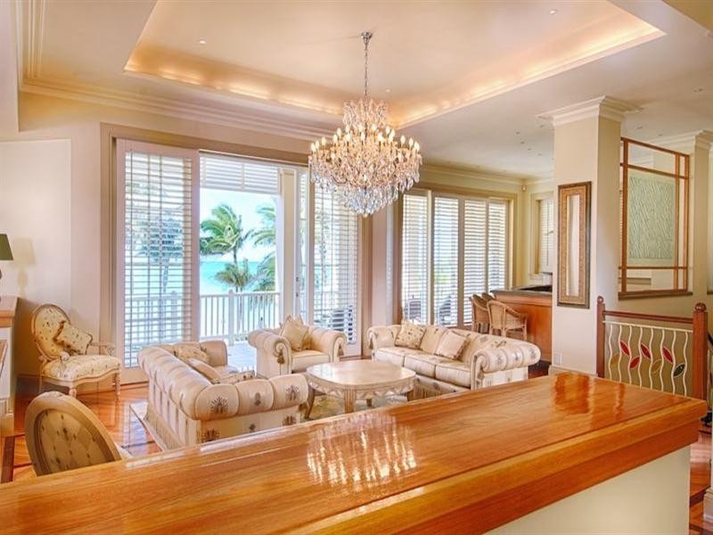 118 Prince Edward Parade, Scarborough QLD 4020