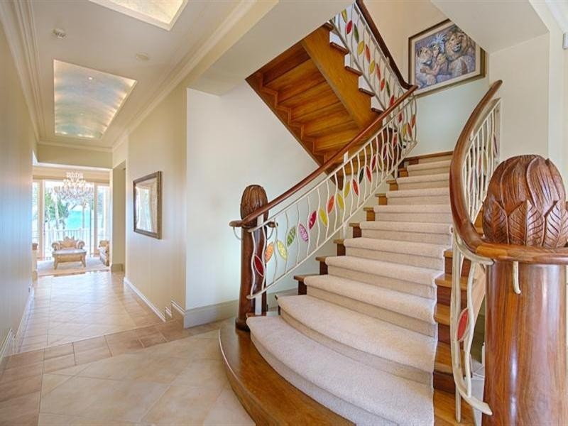 118 Prince Edward Parade, Scarborough QLD 4020