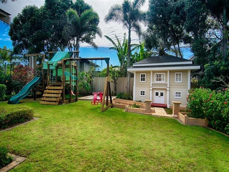 118 Prince Edward Parade, Scarborough QLD 4020