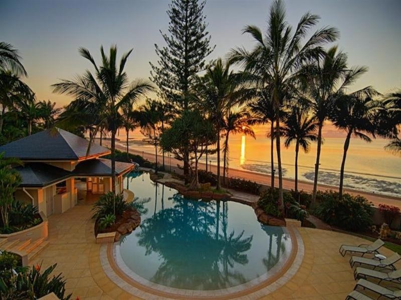 118 Prince Edward Parade, Scarborough QLD 4020