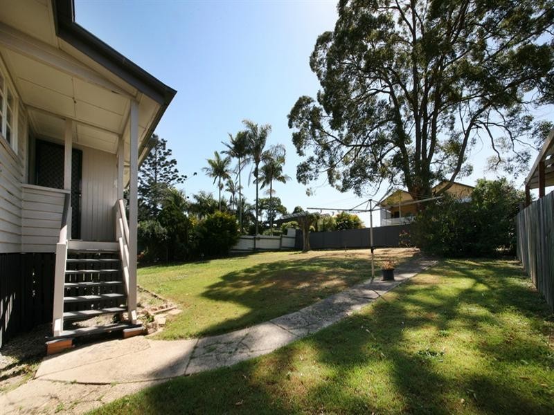 278 Edinburgh Castle Road, Wavell Heights QLD 4012