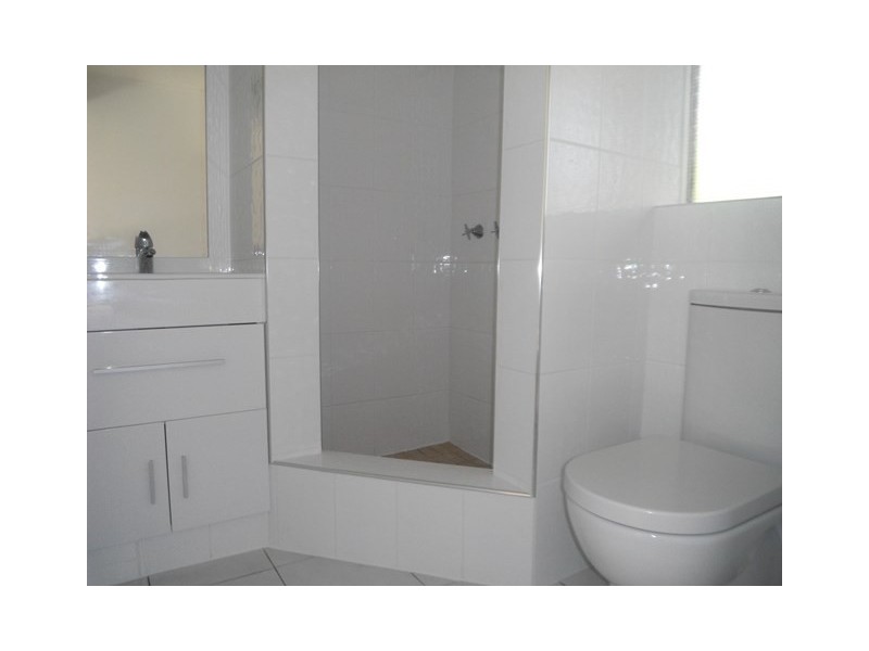 5/256 Kingsford Smith Drive, Hamilton QLD 4007