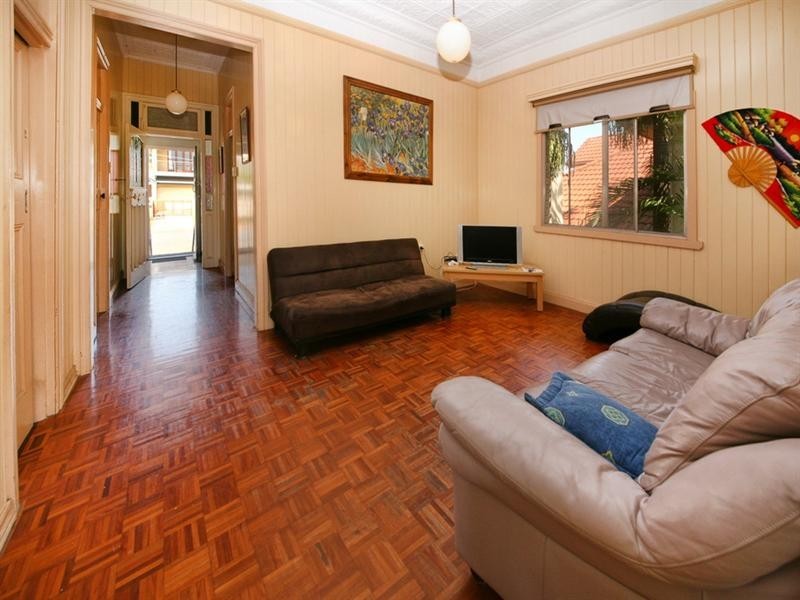 15 Derby Street, Hendra QLD 4011