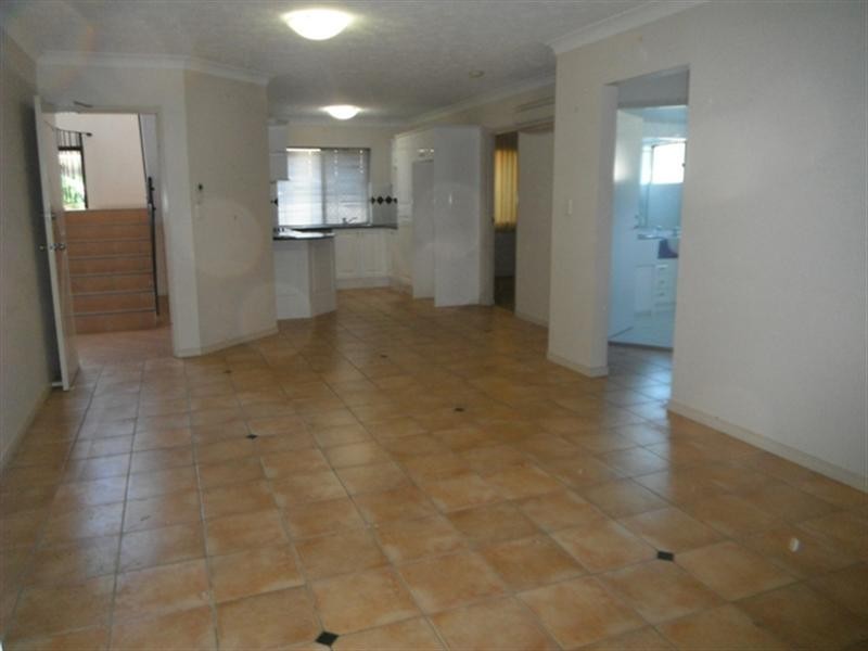 1/60 Dobson, Ascot QLD 4007