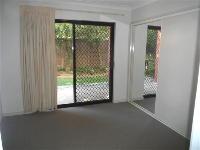 1/60 Dobson, Ascot QLD 4007