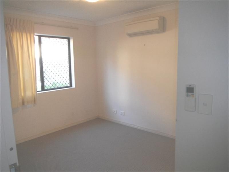 1/60 Dobson, Ascot QLD 4007