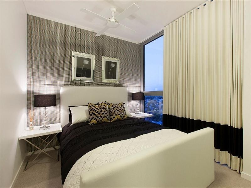 12008/8 Harbour Road, Hamilton QLD 4007