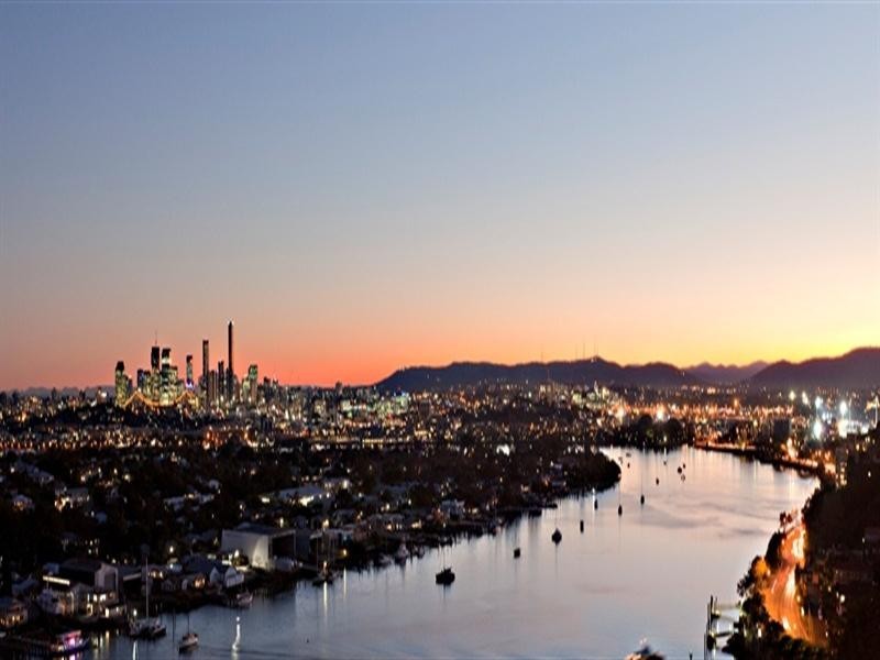 12008/8 Harbour Road, Hamilton QLD 4007