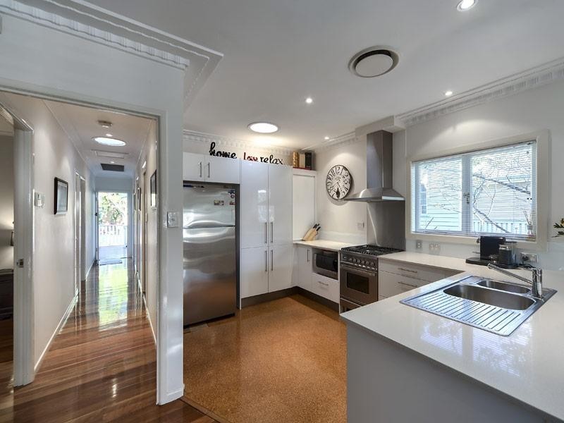 19 Dora Street, Hendra QLD 4011