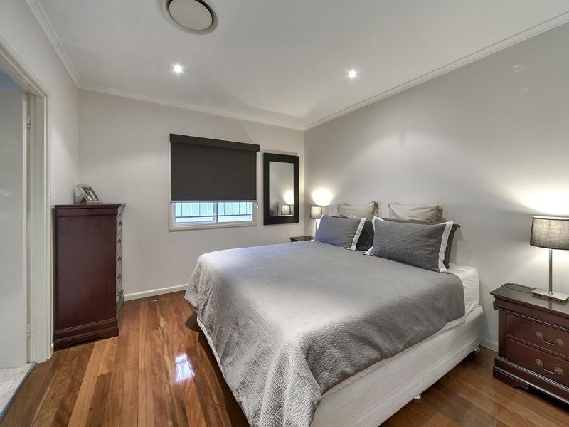 19 Dora Street, Hendra QLD 4011