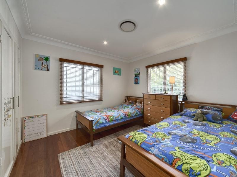 19 Dora Street, Hendra QLD 4011