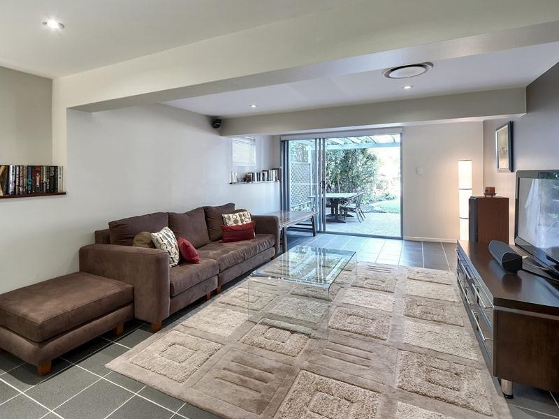 19 Dora Street, Hendra QLD 4011