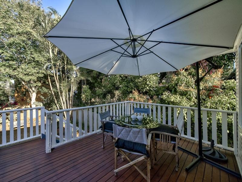 19 Dora Street, Hendra QLD 4011