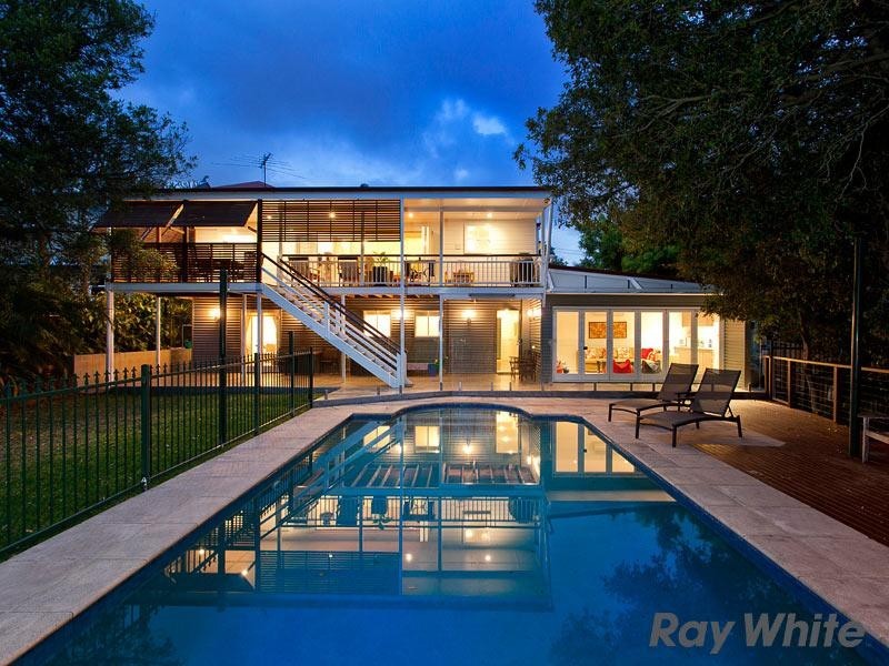 10 Kennedy Street, Windsor QLD 4030