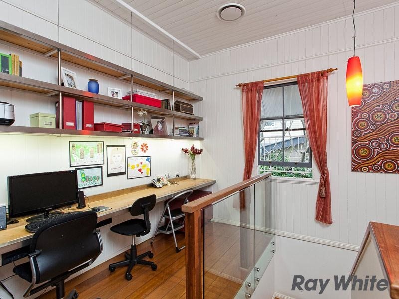 10 Kennedy Street, Windsor QLD 4030