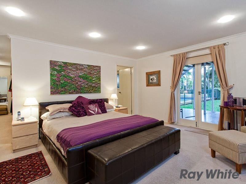 10 Kennedy Street, Windsor QLD 4030