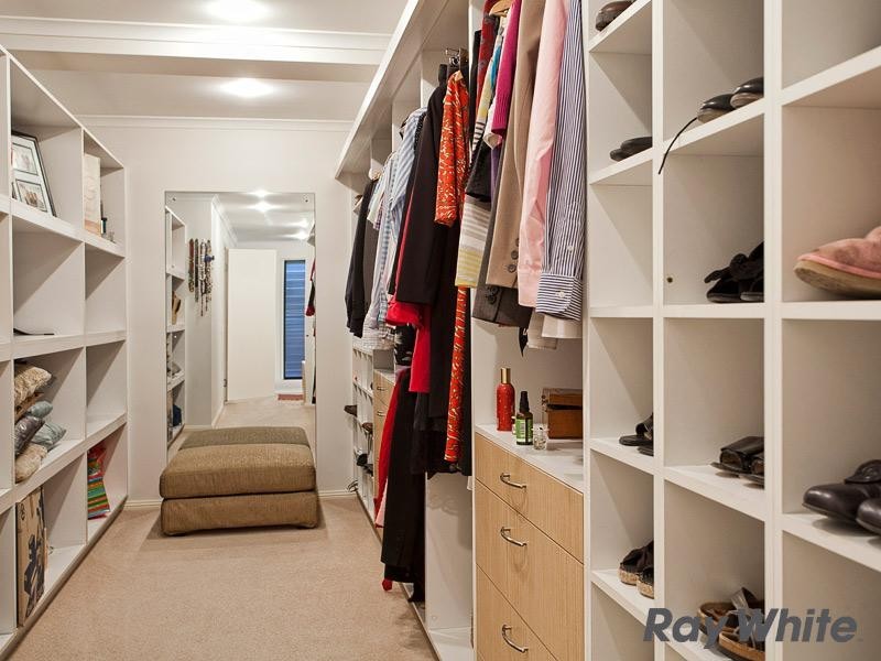 10 Kennedy Street, Windsor QLD 4030