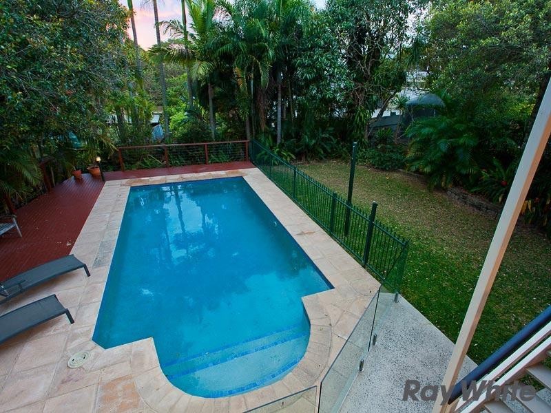 10 Kennedy Street, Windsor QLD 4030