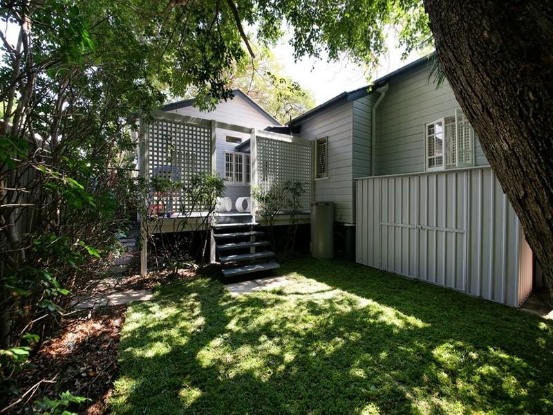 12 Bartley Street, Clayfield QLD 4011