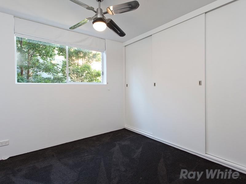 4/16 Mullens Street, Hamilton QLD 4007